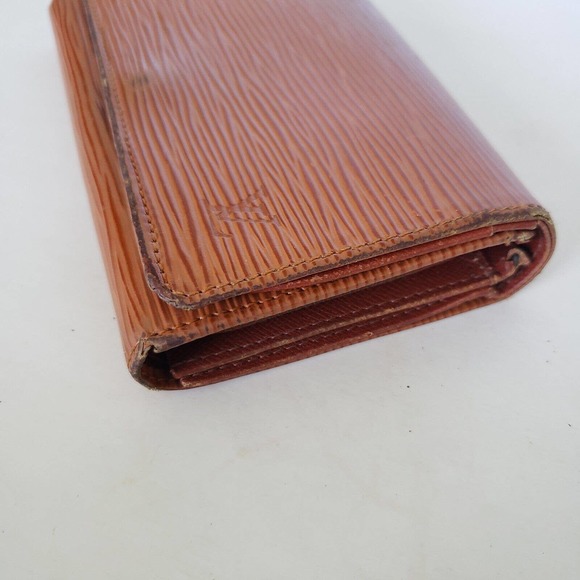 Louis Vuitton LV Epi Leather Wallet Brown Medium Envelope Unisex Vintage - Picture 13 of 14